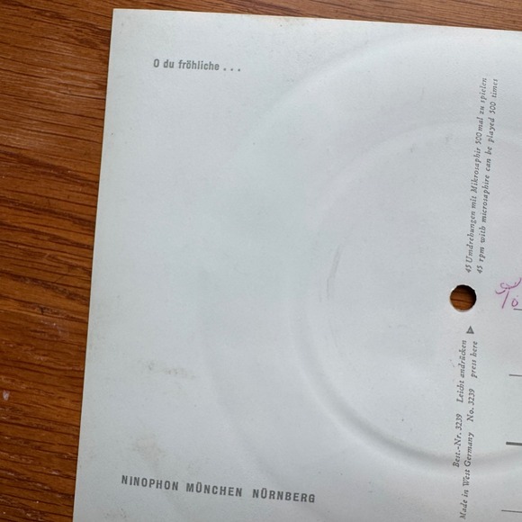 Vintage Poinsettia Christmas Card with Playable‎ Record Ninophon West Germany - Picture 4 of 6